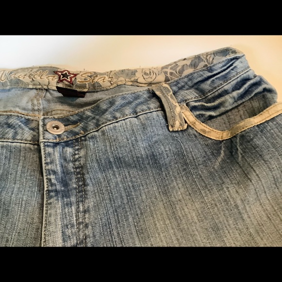 Vanilla Star Knee Length Capri Size 20 Jean Shorts - Picture 5 of 6